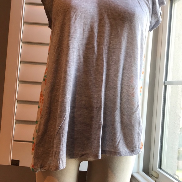 Anthropologie gray/print tee S - Picture 3 of 5